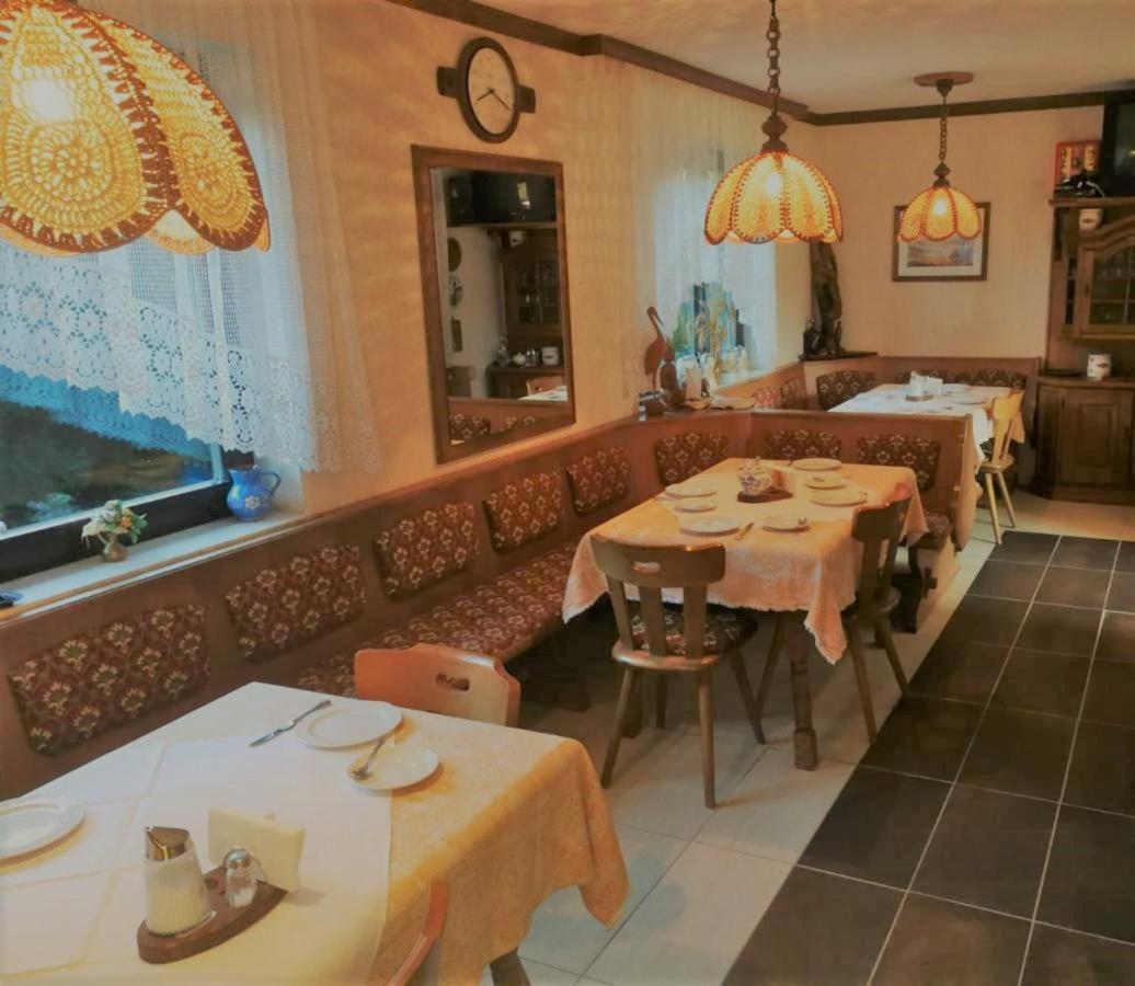 Pension Katharina Fruehstueck Ab 5 Uhr Frueh Seeboden Exterior photo